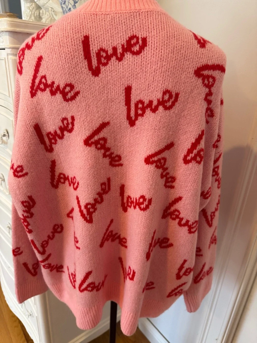 CeCe Pink Crewneck Sweater with Red 